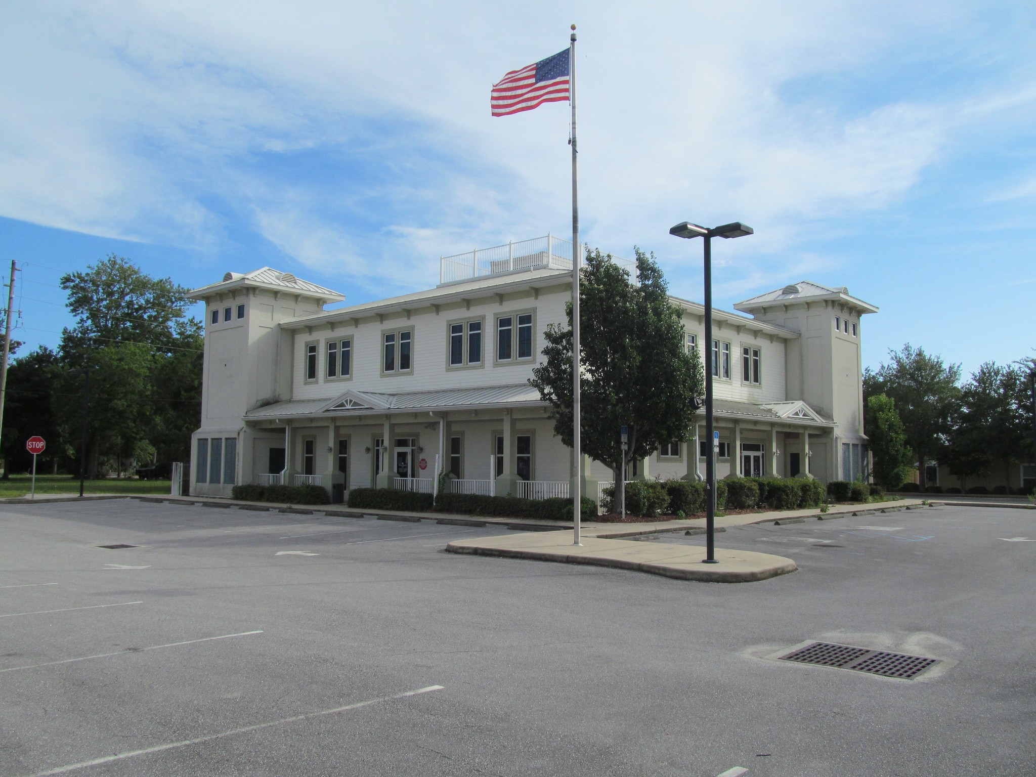 418 Cecil G Costin Sr Blvd, Port Saint Joe, FL for sale Building Photo- Image 1 of 1