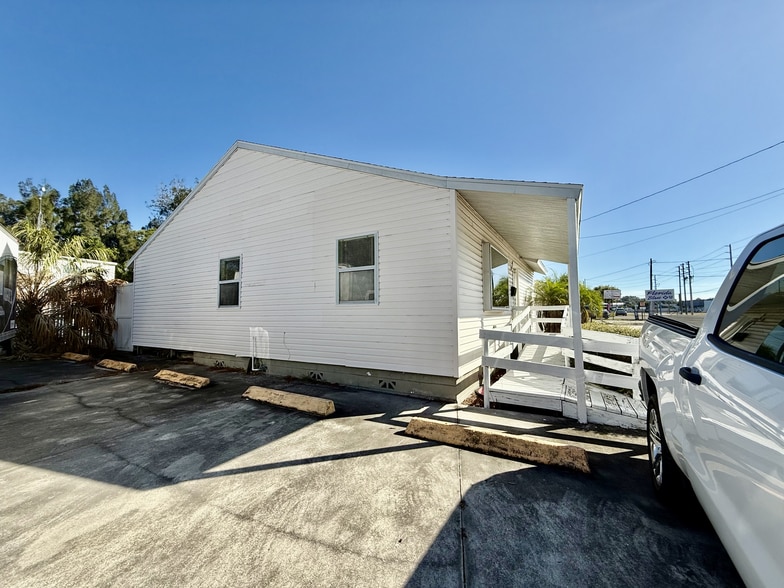 2924 Kenilworth Blvd, Sebring, FL for sale - Building Photo - Image 2 of 12