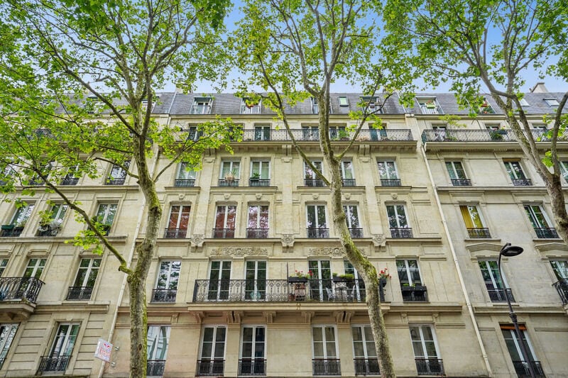 55 Rue Louis Blanc, Paris for sale - Building Photo - Image 1 of 14