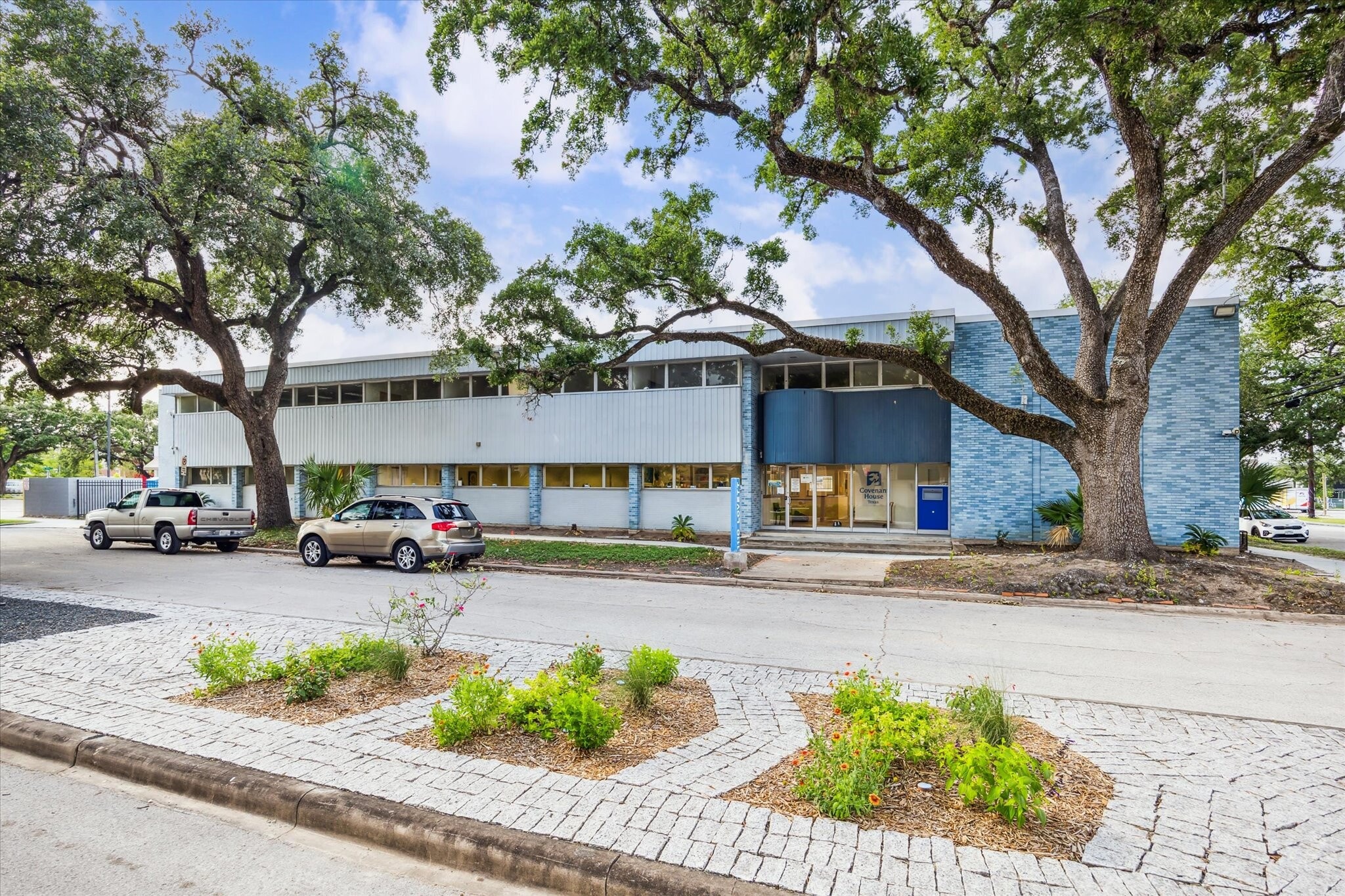 1110 Lovett Blvd, Houston, TX for sale Building Photo- Image 1 of 17