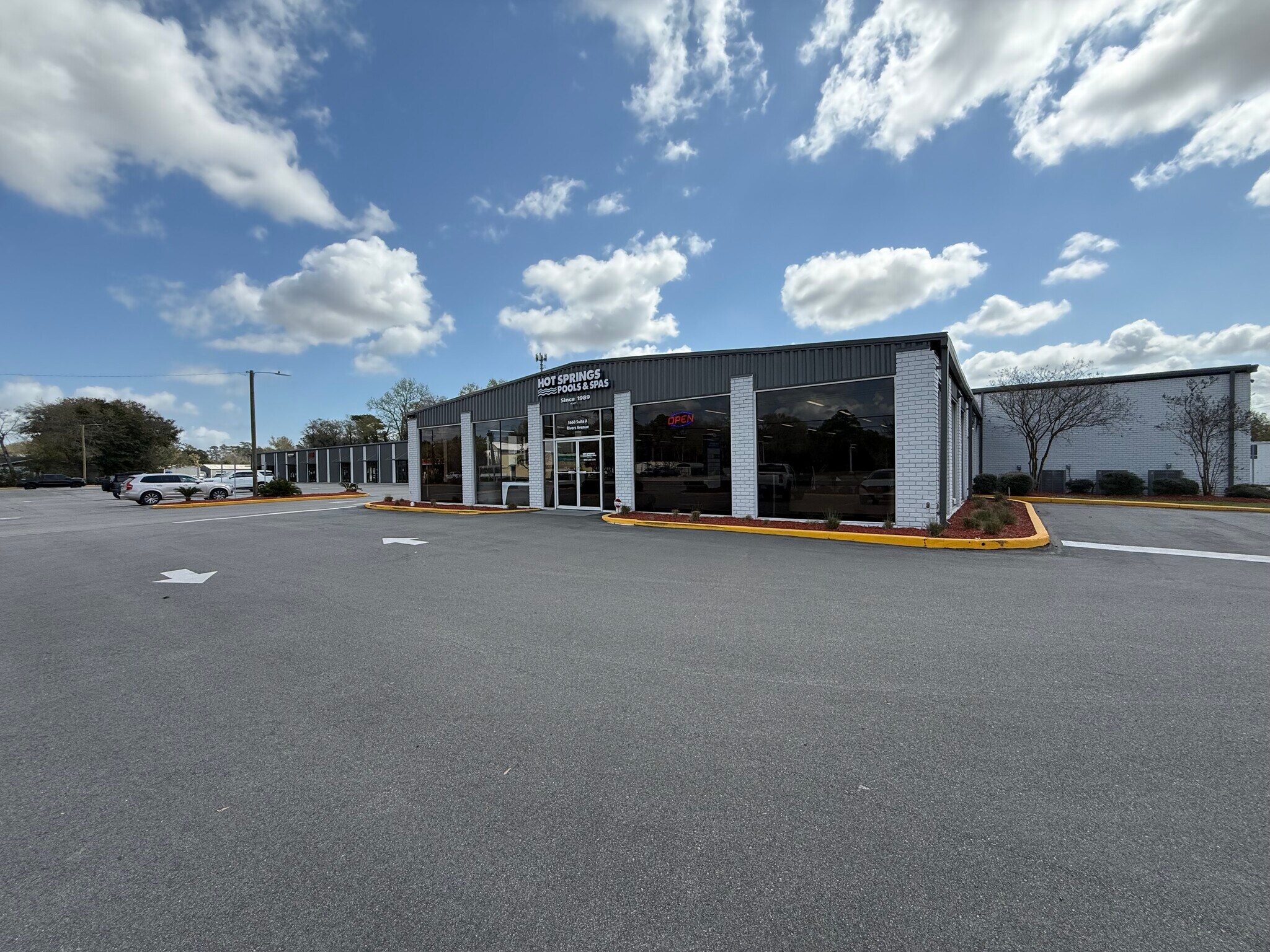 5660 Rivers Ave, North Charleston, SC for lease Primary Photo- Image 1 of 8