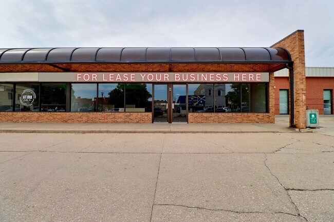 More details for 29-35 W 6th St, Fremont, NE - Retail for Lease