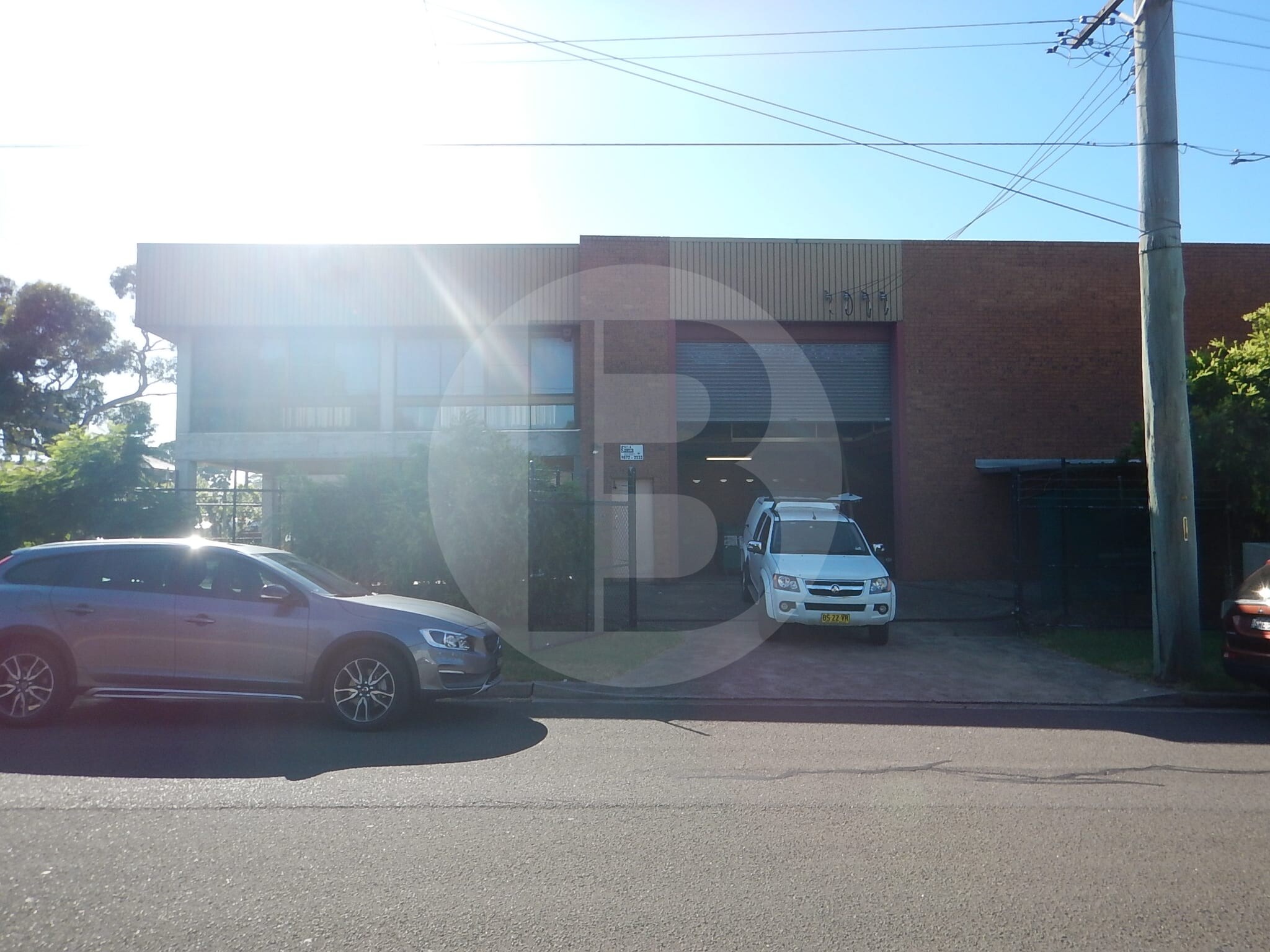 44 Carrington Rd, Guildford for lease Primary Photo- Image 1 of 2