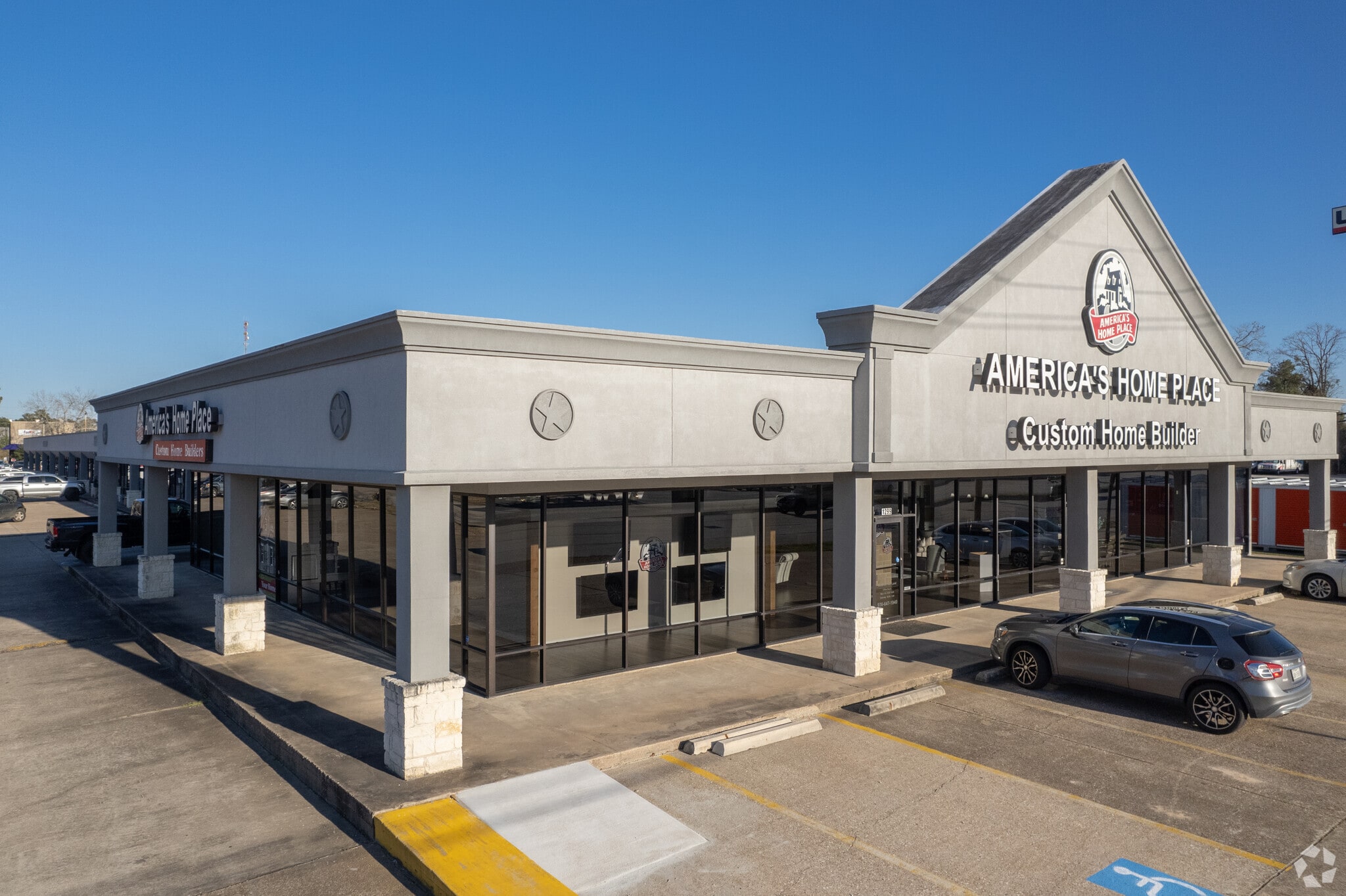 201 Enterprise Row, Conroe, TX for lease Primary Photo- Image 1 of 6