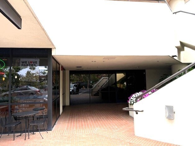 22320 Foothill Blvd, Hayward, CA for lease Building Photo- Image 1 of 3