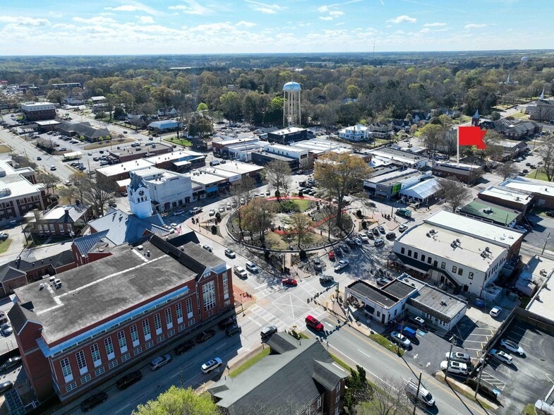 48 Griffin St, McDonough, GA à vendre - Photo du bâtiment - Image 3 de 52