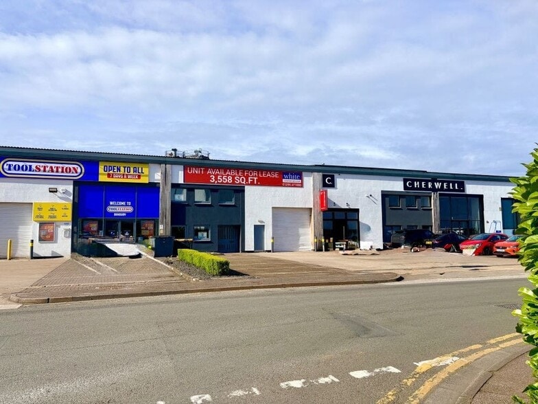 Unit G4 Marley Way, Banbury for lease - Building Photo - Image 2 of 8
