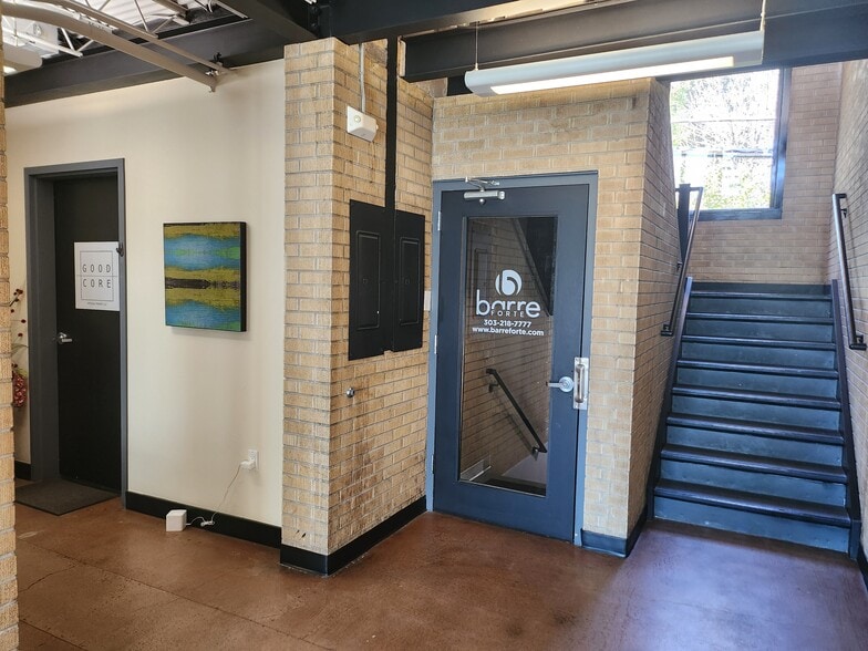2765 S Colorado Blvd, Denver, CO for lease - Lobby - Image 3 of 9
