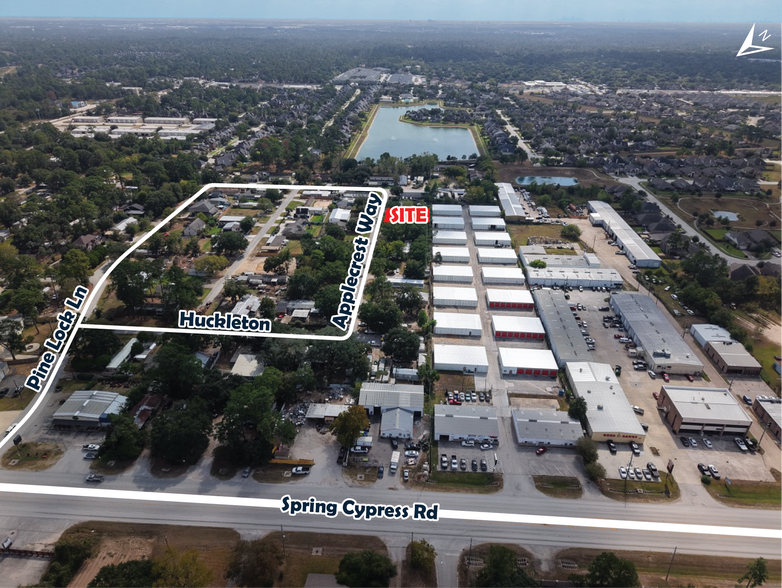 19111 Applecrest Way, Spring, TX à vendre - Photo du bâtiment - Image 3 de 5