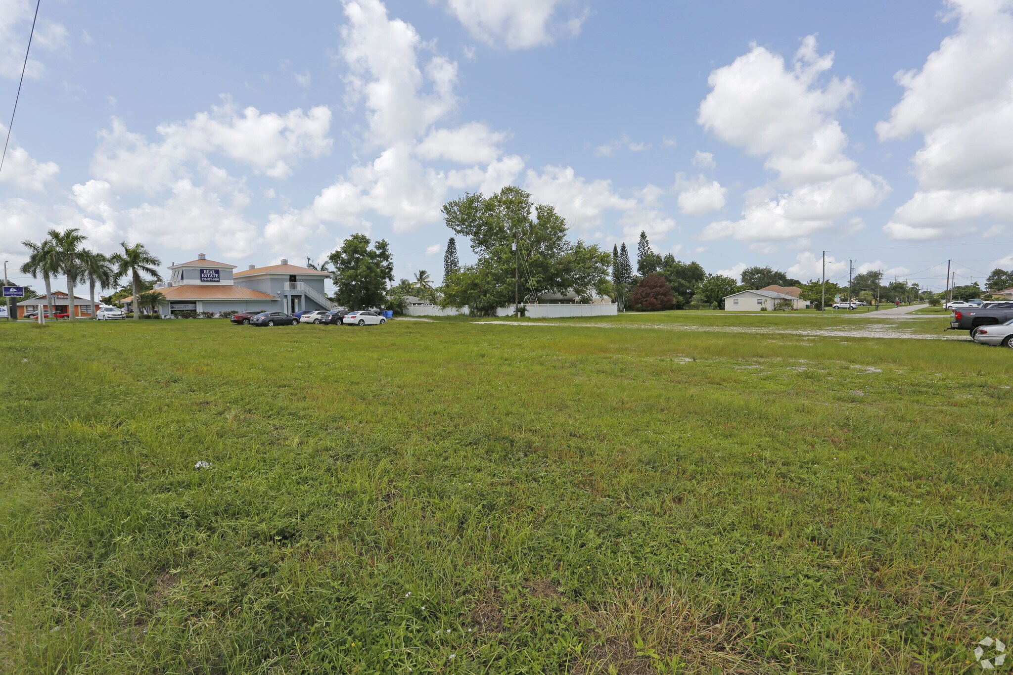 1202 Del Prado Blvd S, Cape Coral, FL for sale Primary Photo- Image 1 of 4
