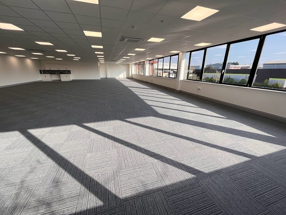 Molly Millars Ln, Wokingham à louer Photo du bâtiment- Image 1 de 12