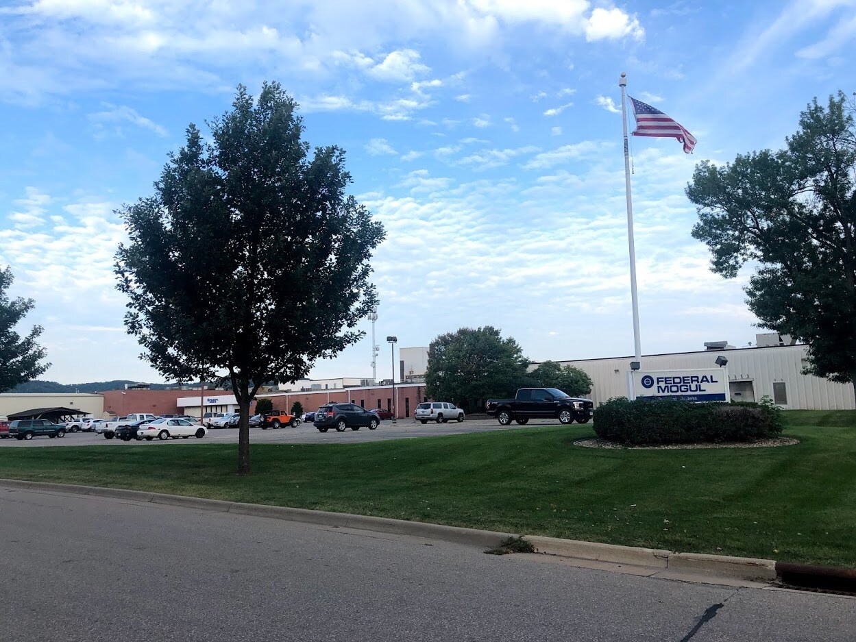 520 N 8th St, Lake City, MN à louer Photo du bâtiment- Image 1 de 18