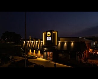 More details for 5020 Tiedeman Rd, Brooklyn, OH - Retail for Sale