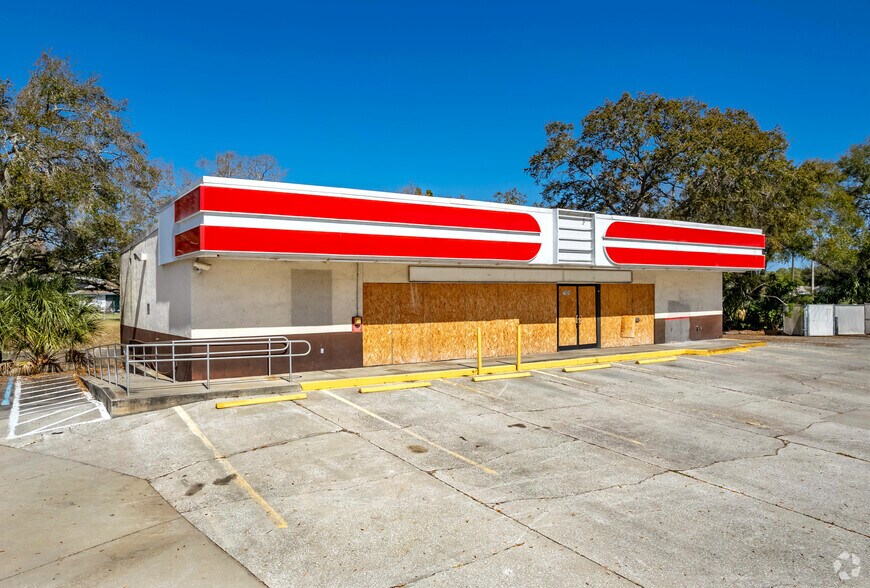 7101 54th Ave N, Saint Petersburg, FL for sale - Building Photo - Image 2 of 5