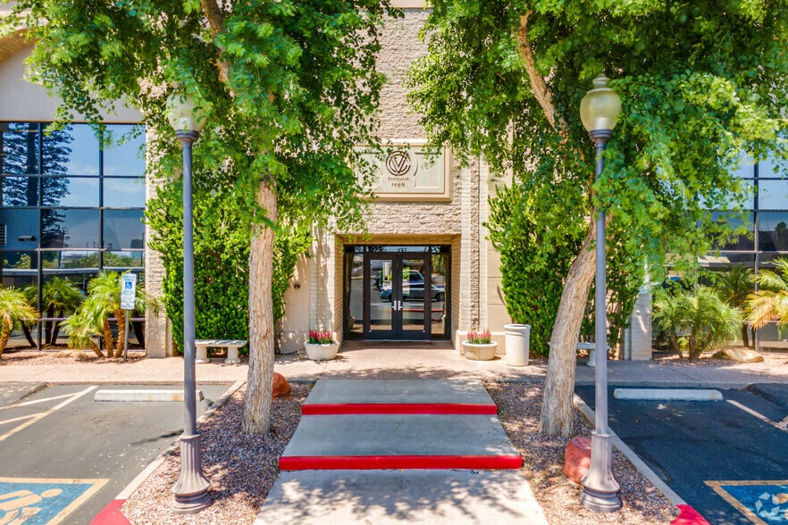 4745 N 7th St, Phoenix, AZ for sale - Building Photo - Image 3 of 13