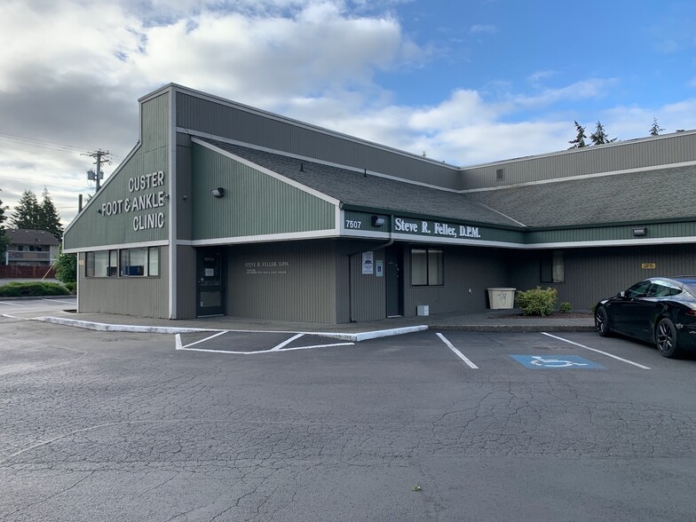 7507-7517 Custer Rd W, Lakewood, WA for lease - Building Photo - Image 2 of 6