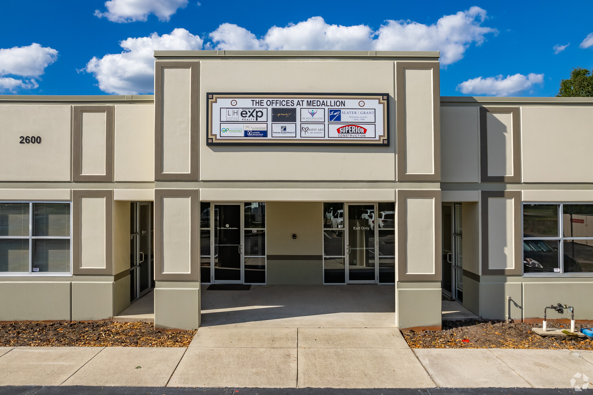 2600 Cypress Ridge Blvd, Wesley Chapel, FL for lease Building Photo- Image 1 of 6