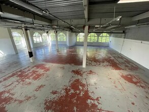 51 Rue De Presles, Aubervilliers for lease Interior Photo- Image 2 of 8