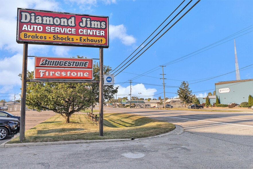 G4112 S Dort Hwy, Burton, MI for sale - Building Photo - Image 2 of 27