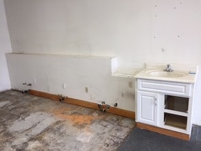 16 Red Bush Ln, Milford, CT à vendre Photo intérieure- Image 2 de 2