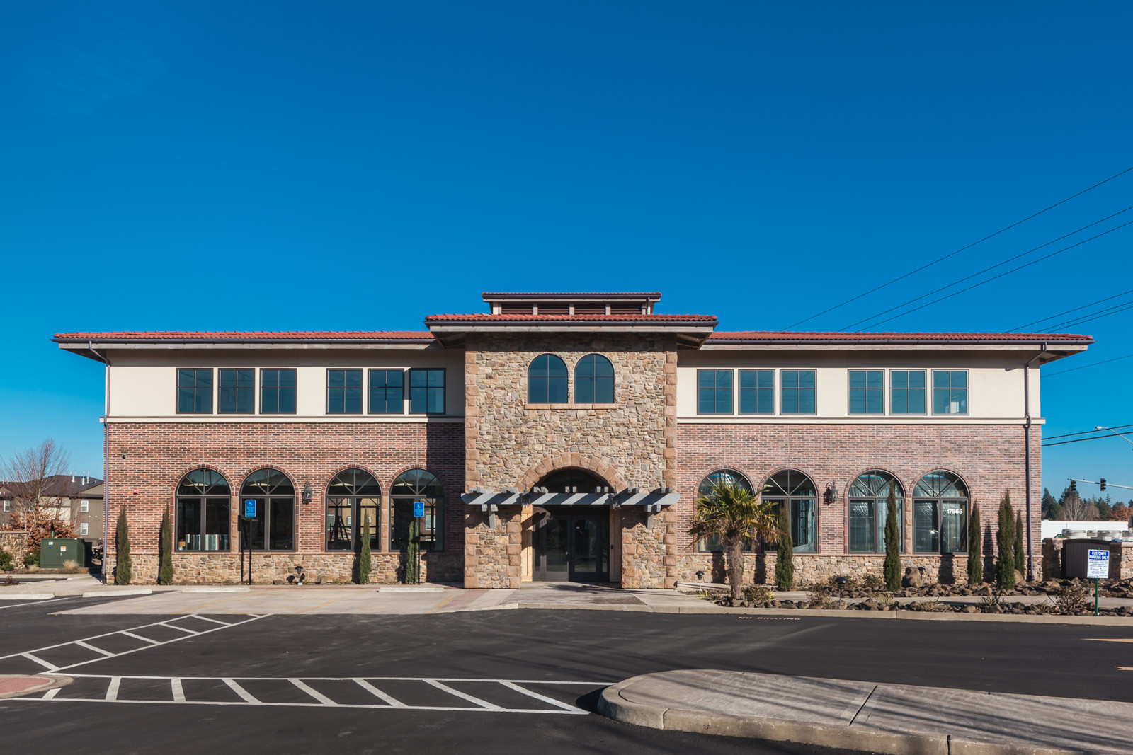 17625 SW Handley St, Sherwood, OR for lease Building Photo- Image 1 of 2