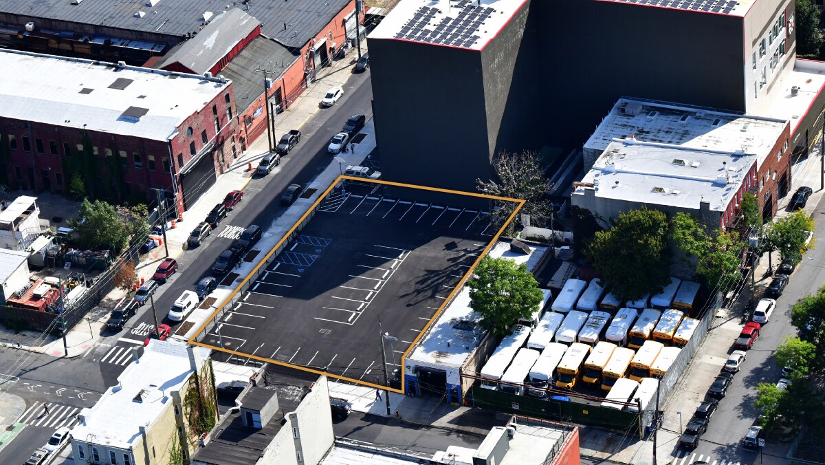 139 Conover St, Brooklyn, NY à louer Photo du bâtiment- Image 1 de 4