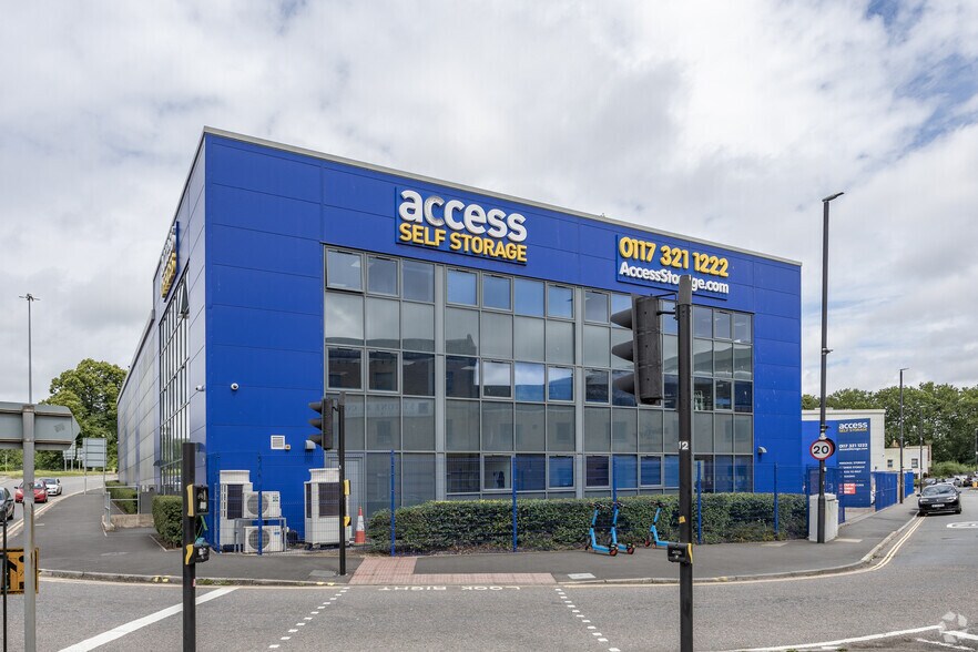 Winterstoke Rd, Bristol for lease - Primary Photo - Image 1 of 7