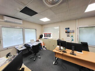 Plus de détails pour Bureau à vendre