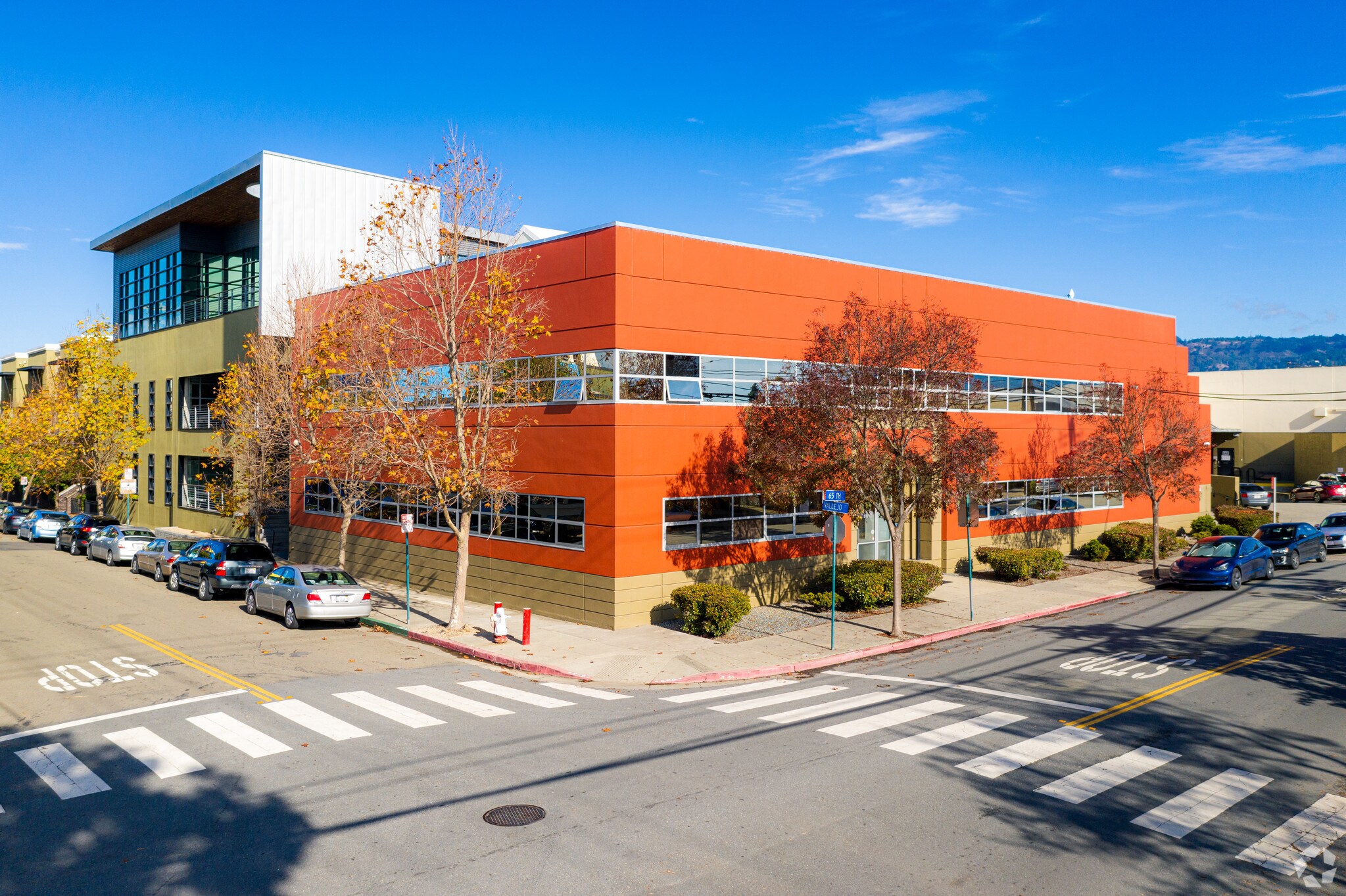 6550 Vallejo St, Emeryville, CA à louer Photo du bâtiment- Image 1 de 15