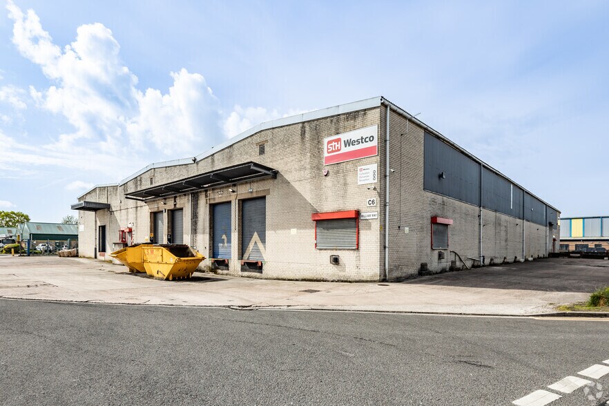 Walter Leigh Way, Leigh à louer - Photo du bâtiment - Image 2 de 4