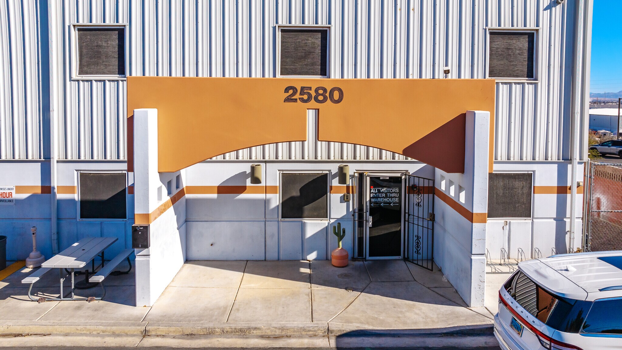 2580 N Commerce St, North Las Vegas, NV à louer Photo principale- Image 1 de 4