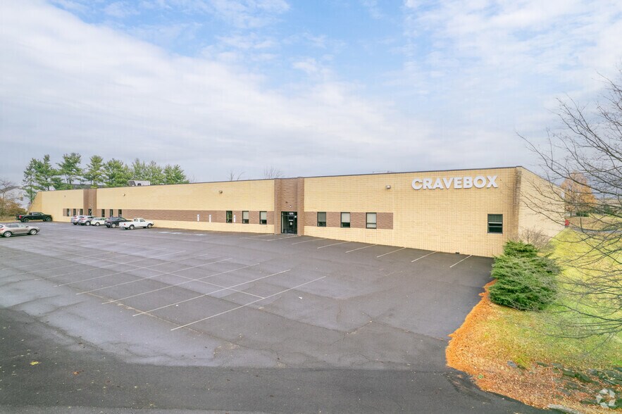 1370 Welsh Rd, North Wales, PA à louer - Photo du bâtiment - Image 3 de 19