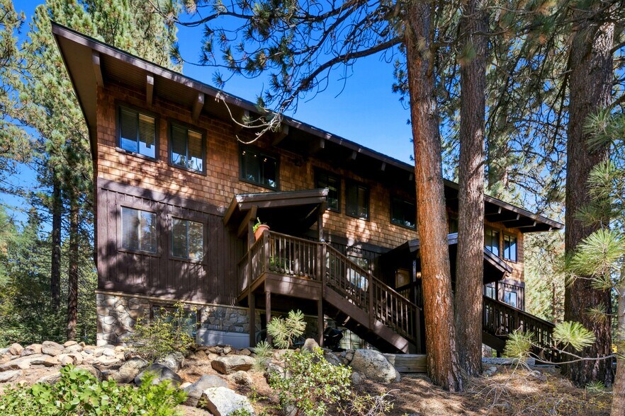 844 Lichen Ct, Incline Village, NV for sale - Building Photo - Image 2 of 24