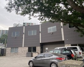 427-435 York Blvd, Hamilton, ON à louer Photo du bâtiment- Image 2 de 12