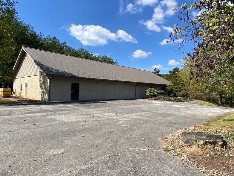 1419 Chapman Hwy, Sevierville, TN à louer - Photo du bâtiment - Image 2 de 25