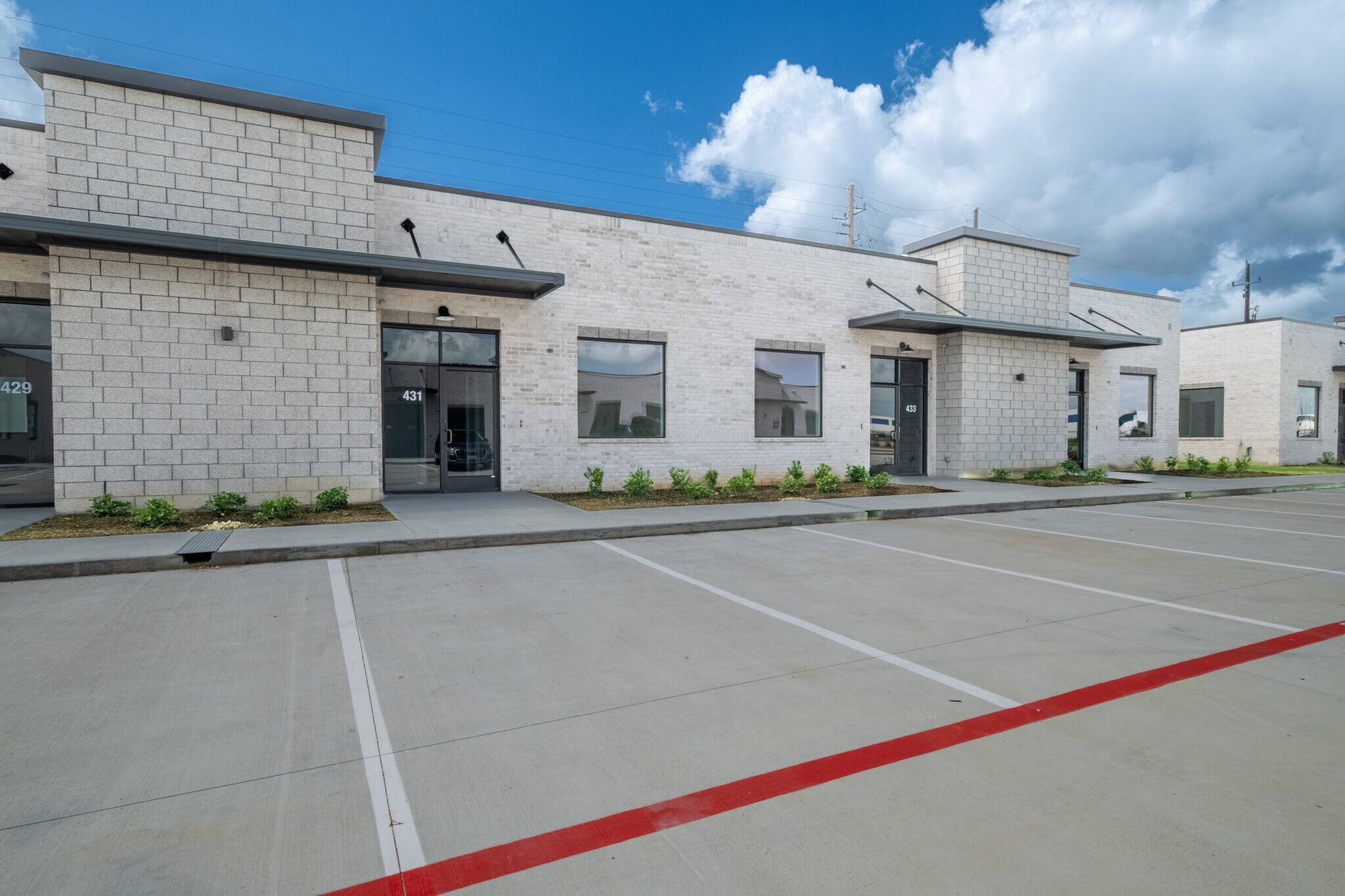 30625 Kingsland Blvd, Brookshire, TX for lease Building Photo- Image 1 of 9