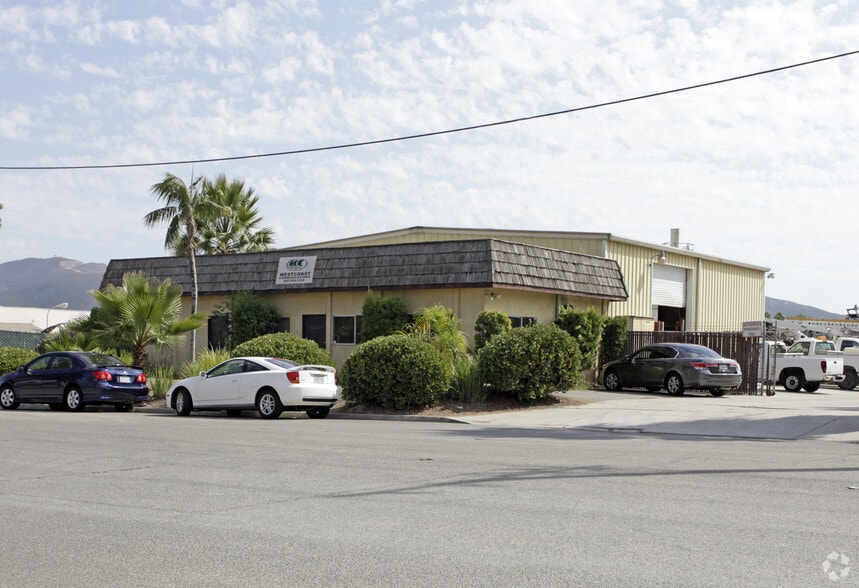 1621 La Mirada Dr, San Marcos, CA for sale - Primary Photo - Image 1 of 4