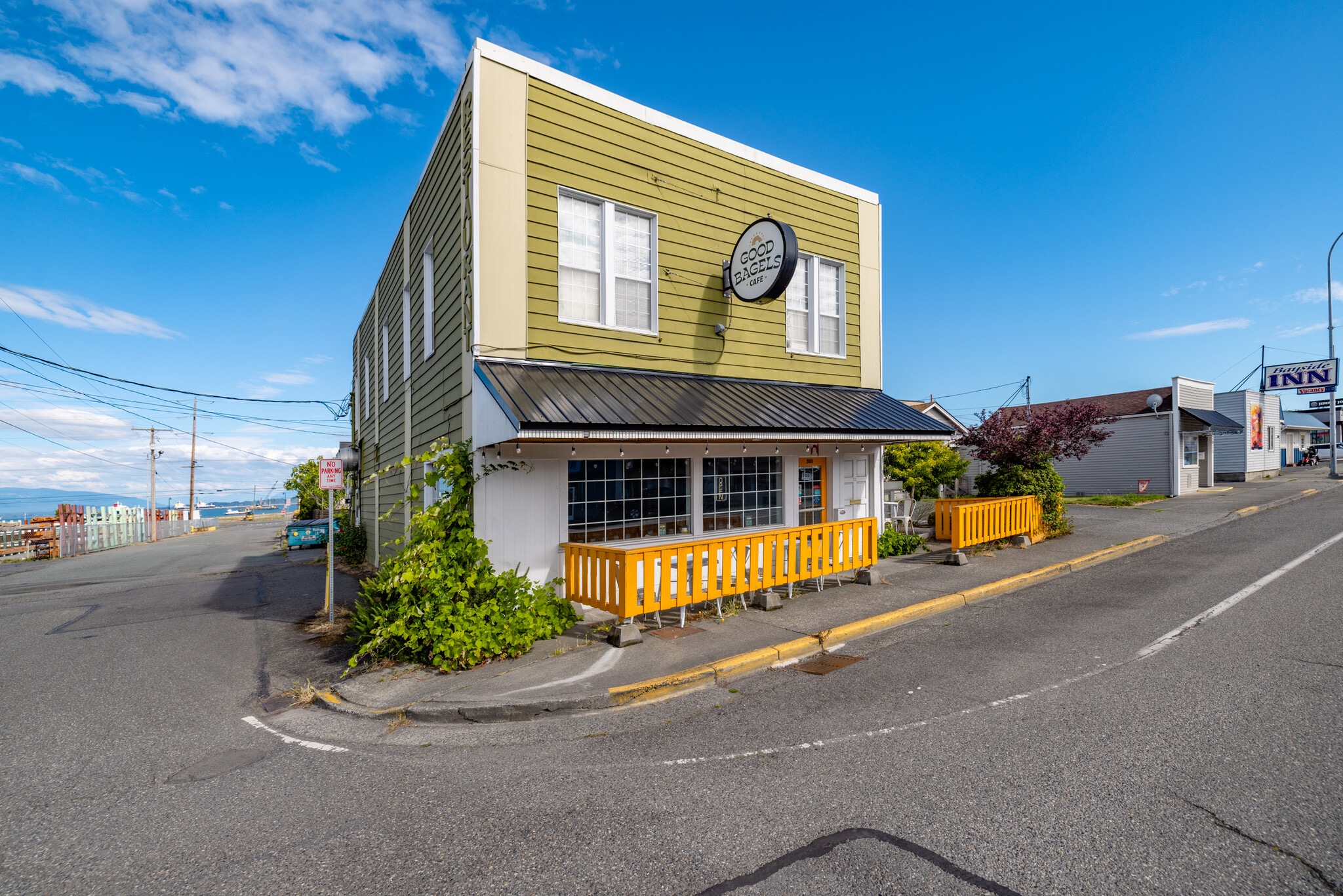 2001-2011 Commercial Ave, Anacortes, WA for sale Building Photo- Image 1 of 38