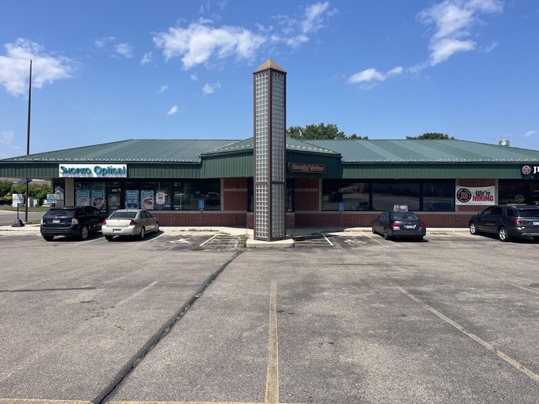 1101-1107 E College Dr, Marshall, MN for lease - Building Photo - Image 1 of 4