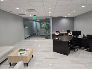 18167 US Highway 19 N, Clearwater, FL for lease Interior Photo- Image 2 of 14