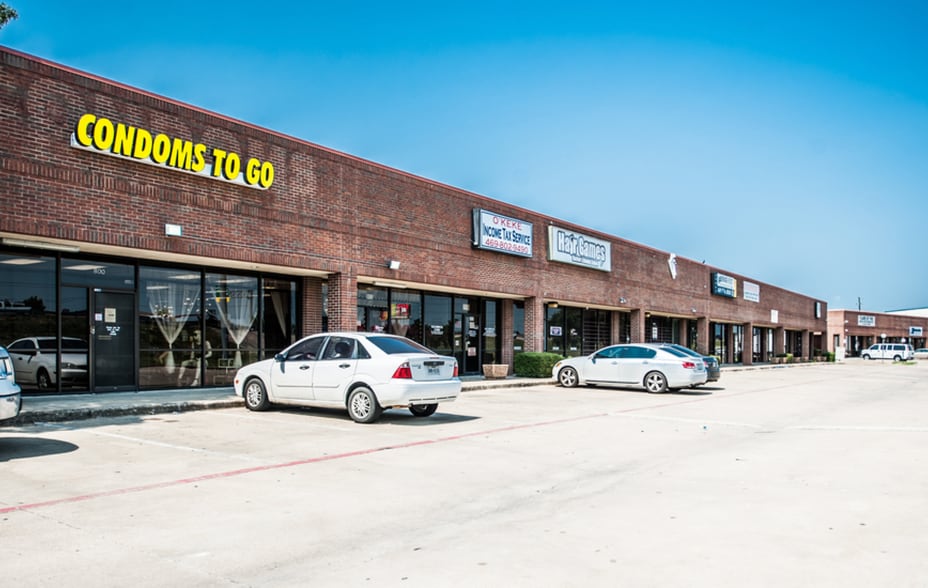11312 LBJ Fwy, Dallas, TX for lease - Primary Photo - Image 3 of 3
