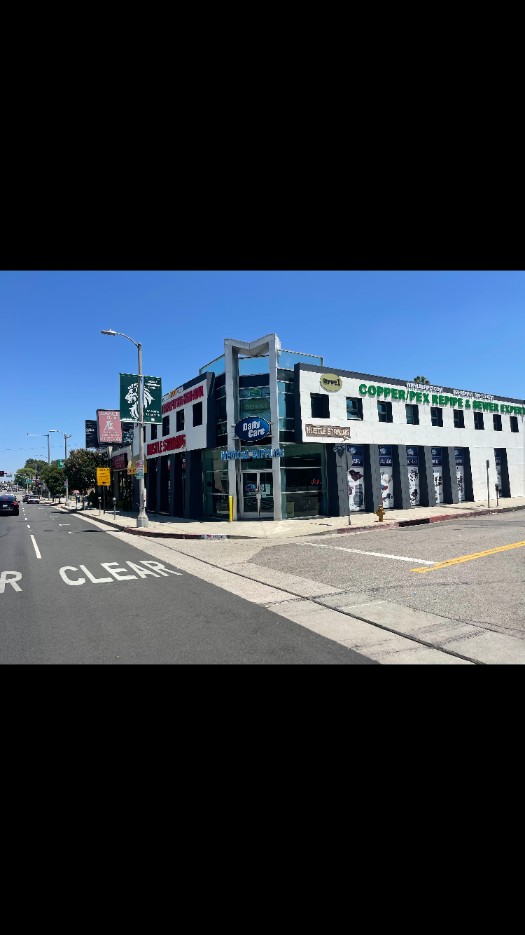 19326-19330 Ventura Blvd, Tarzana, CA for sale Building Photo- Image 1 of 1