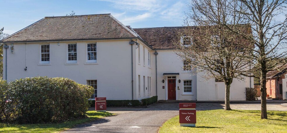 Brimpton Rd, Baughurst à vendre - Photo du bâtiment - Image 2 de 20