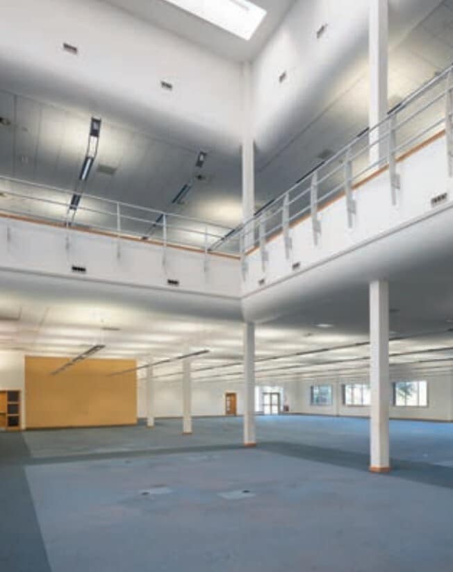 14 Woodhall, Holytown for lease Interior Photo- Image 1 of 2