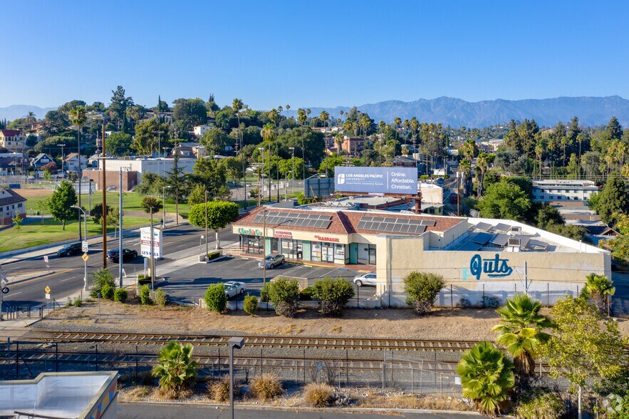 6100 N Figueroa St, Los Angeles, CA à louer - Photo du bâtiment - Image 2 de 4