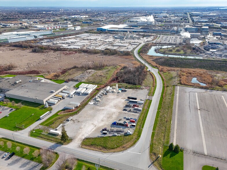 0 S Blair St, Whitby, ON à vendre - Photo du bâtiment - Image 2 de 5