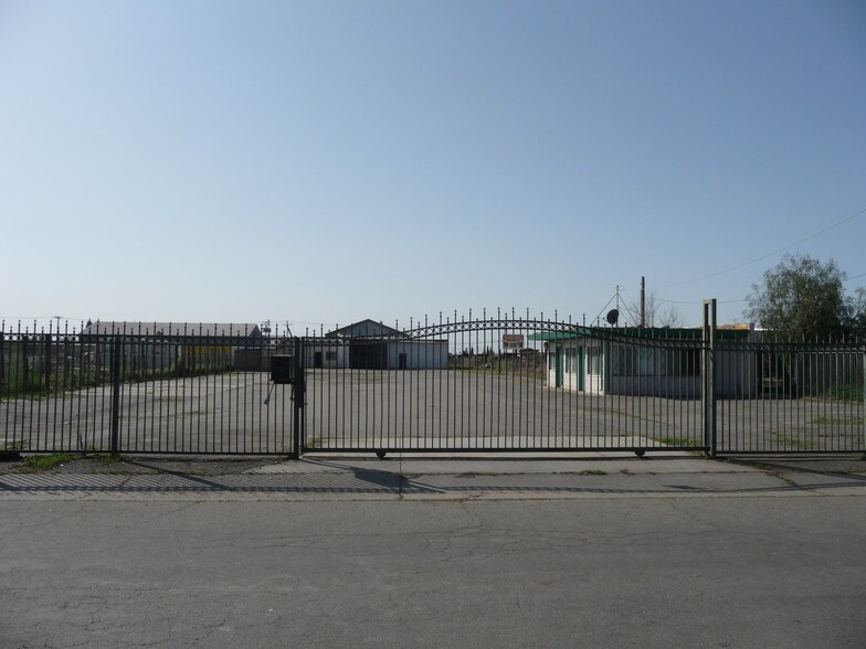 3534 51st Ave, Sacramento, CA à louer - Photo du bâtiment - Image 2 de 13