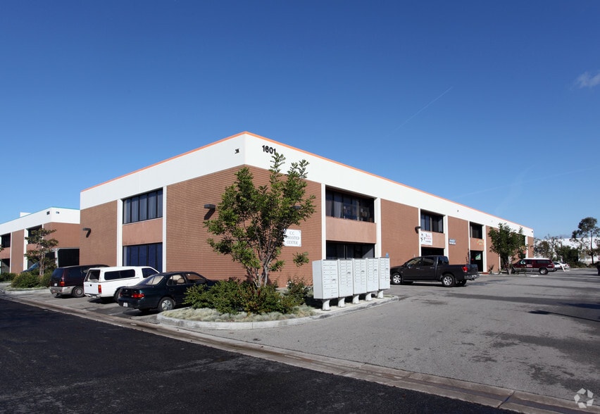 1601 Pacific Ave, Oxnard, CA for lease - Primary Photo - Image 1 of 4