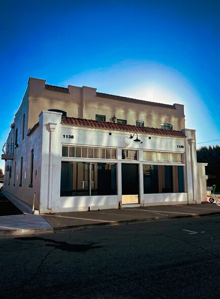 1138 N Robinson Ave, Oklahoma City, OK à louer - Photo du bâtiment - Image 1 de 14