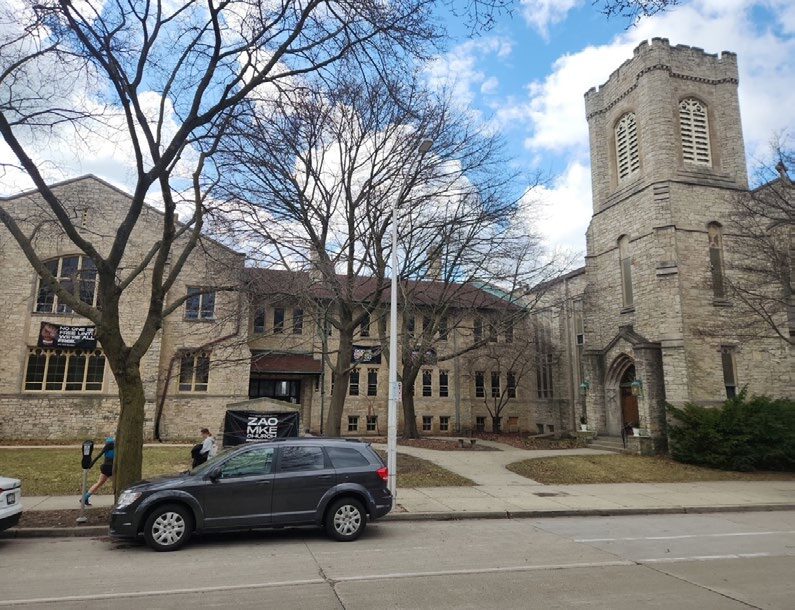 2319 E Kenwood Blvd, Milwaukee, WI for sale Building Photo- Image 1 of 3